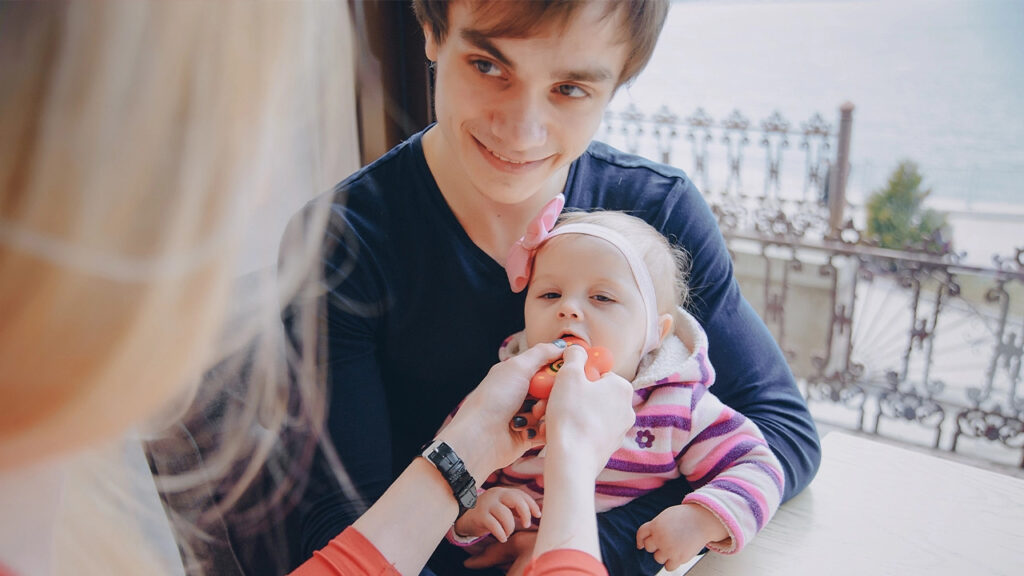 Baby teething timeline what parents can expect Baby teething timeline: what parents can expect