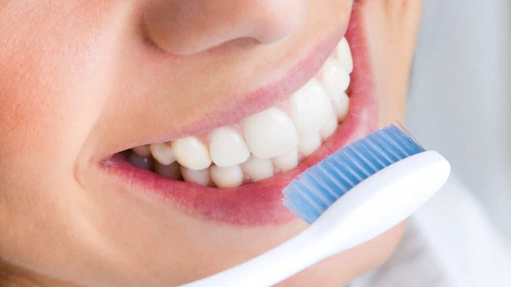 What actually works to whiten teeth What actually works to whiten teeth?