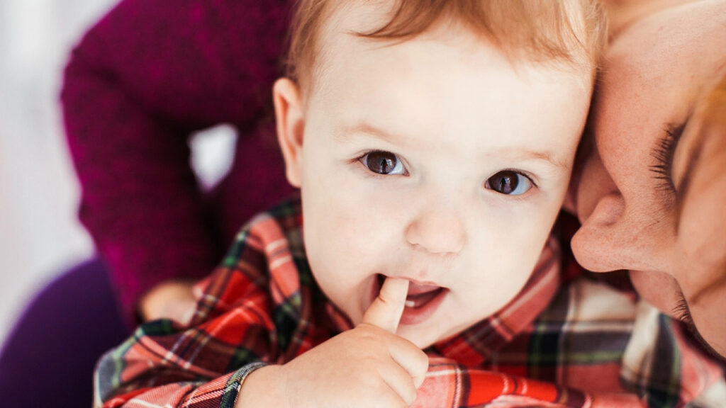 When do baby teeth come inn When do baby teeth come in?
